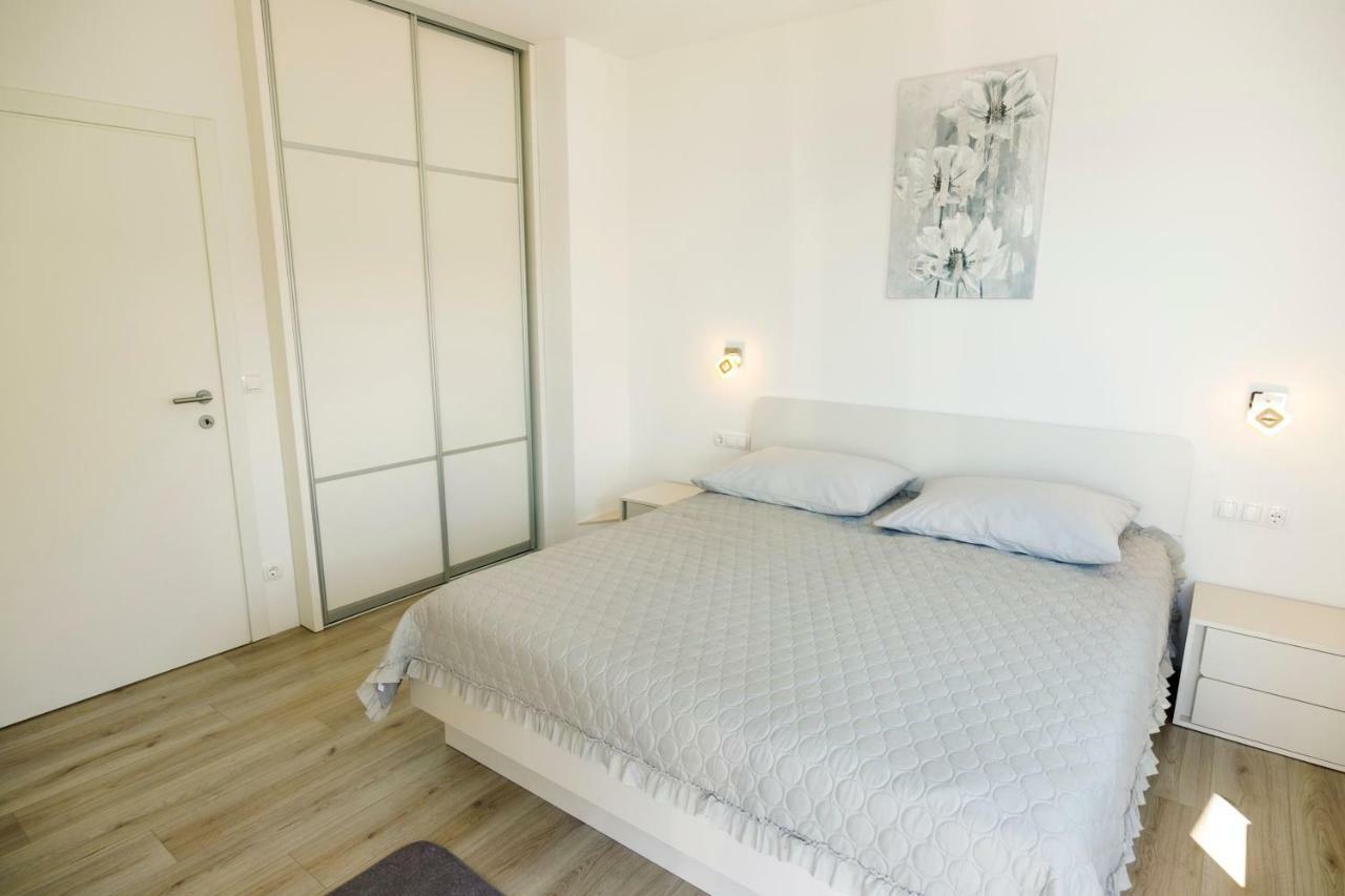 Apartmani Ticinovic أوميس المظهر الخارجي الصورة