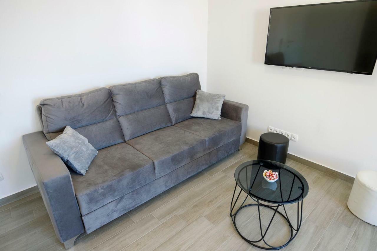 Apartmani Ticinovic أوميس المظهر الخارجي الصورة